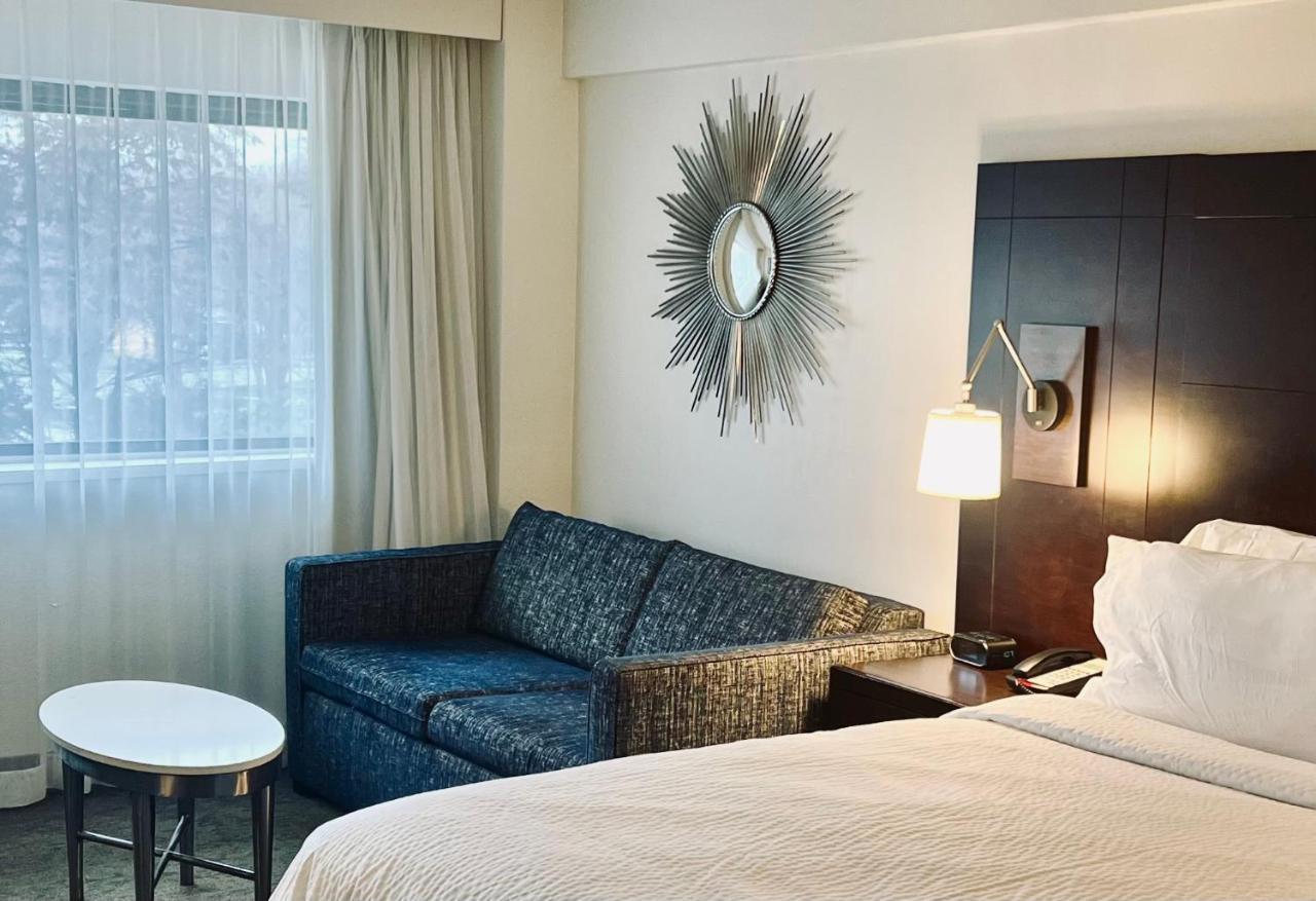 Holiday Inn Virginia Beach - Norfolk By Ihg Exteriör bild
