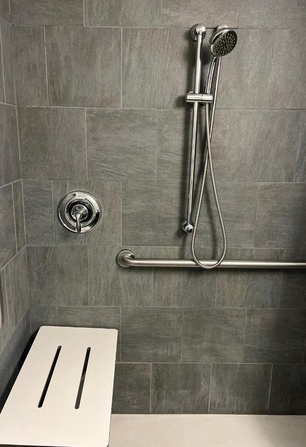 Holiday Inn Virginia Beach - Norfolk By Ihg Exteriör bild