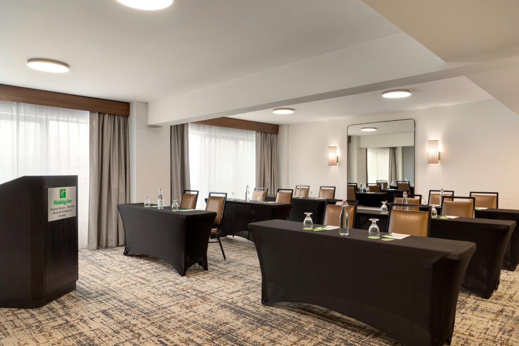 Holiday Inn Virginia Beach - Norfolk By Ihg Exteriör bild