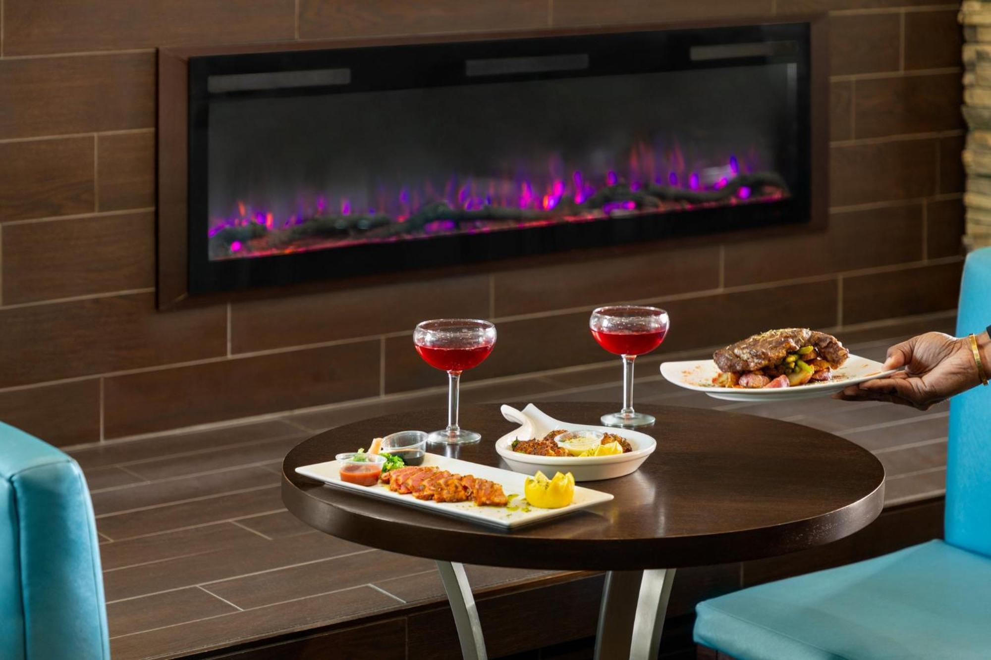 Holiday Inn Virginia Beach - Norfolk By Ihg Exteriör bild