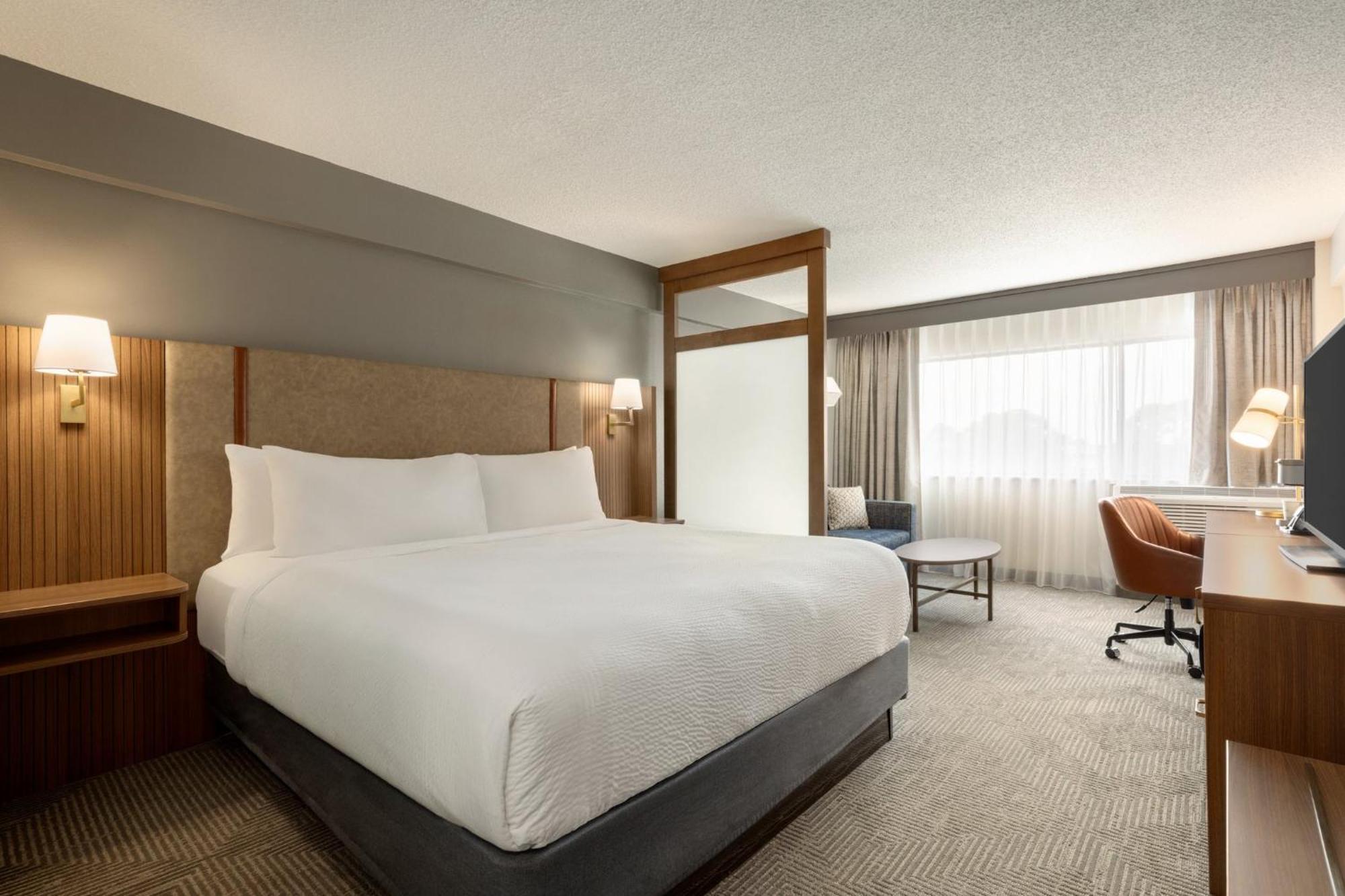 Holiday Inn Virginia Beach - Norfolk By Ihg Exteriör bild